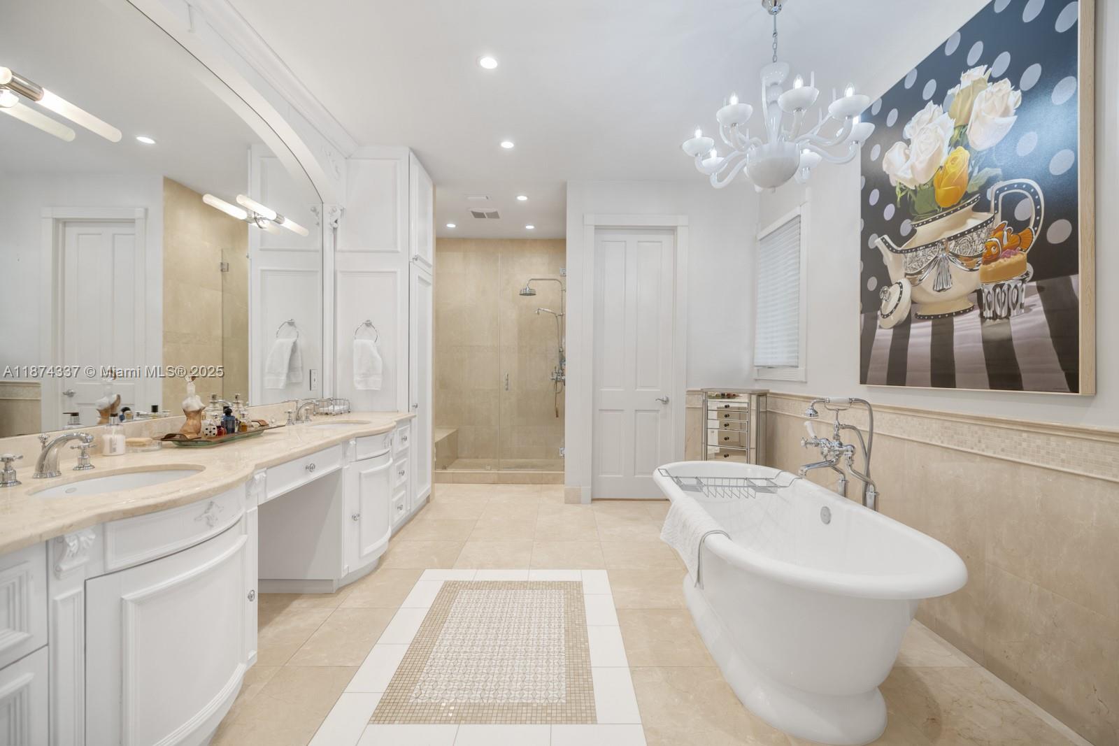 277 Veleros Ct Coral Gables, FL 33143 277 Veleros Ct Coral Gables, FL 33143