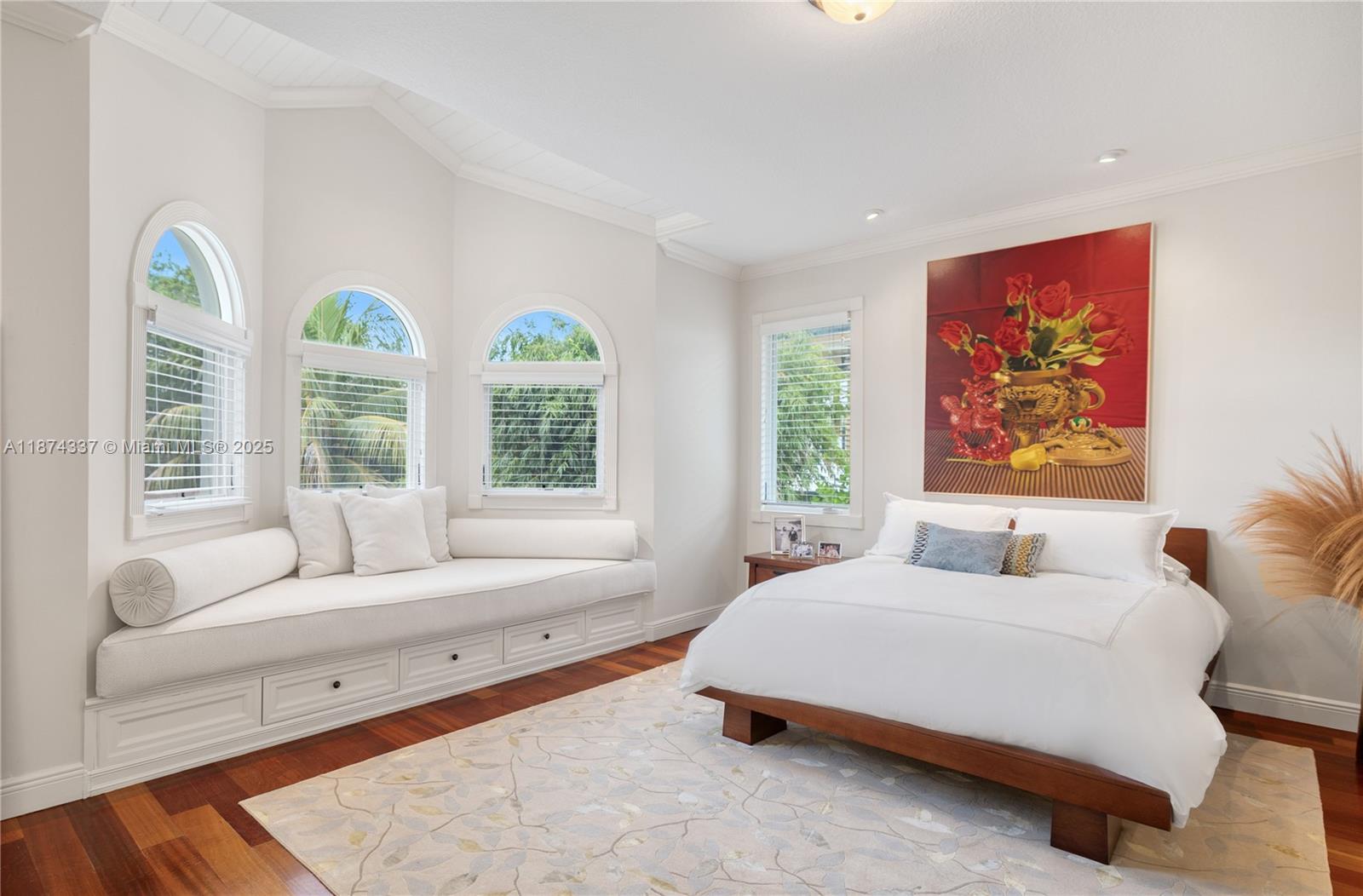 277 Veleros Ct Coral Gables, FL 33143 277 Veleros Ct Coral Gables, FL 33143