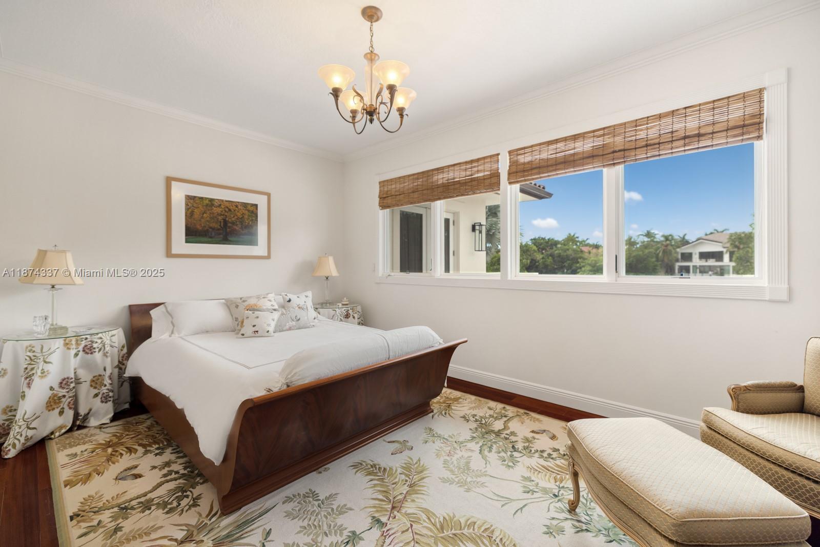277 Veleros Ct Coral Gables, FL 33143 277 Veleros Ct Coral Gables, FL 33143