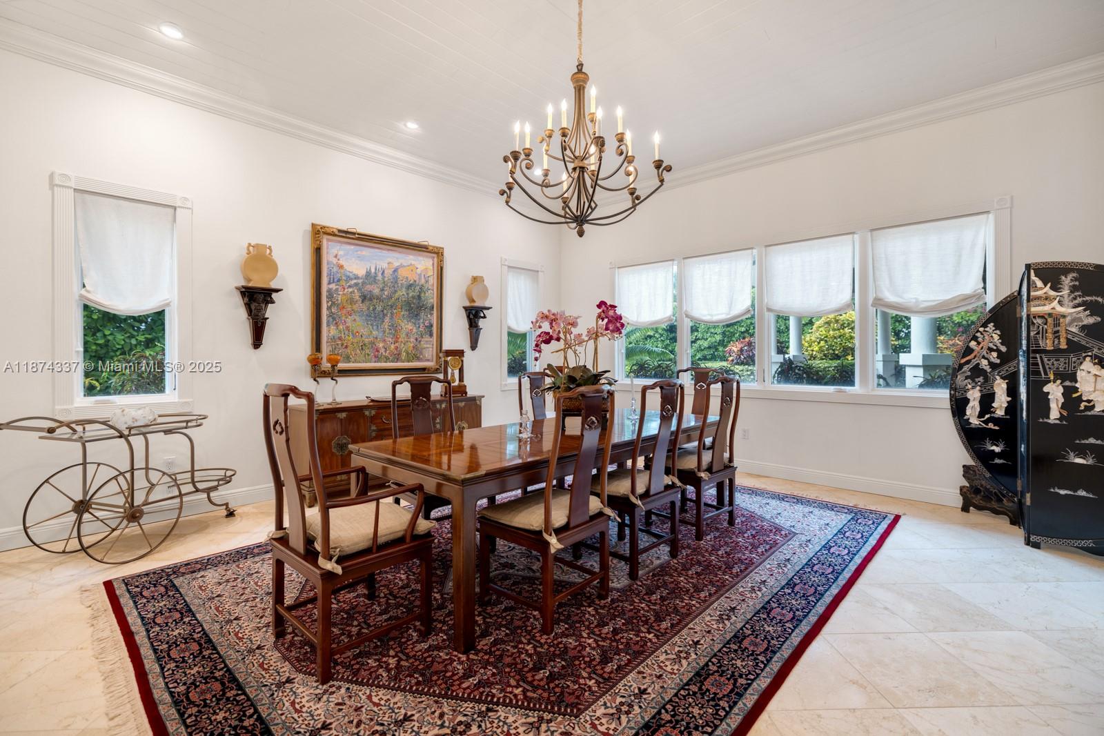 277 Veleros Ct Coral Gables, FL 33143 277 Veleros Ct Coral Gables, FL 33143