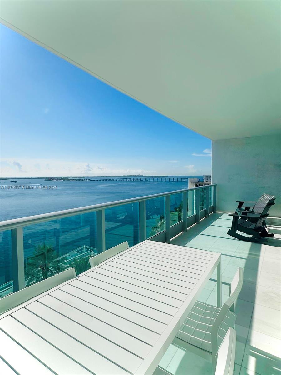 image Jade Residences12