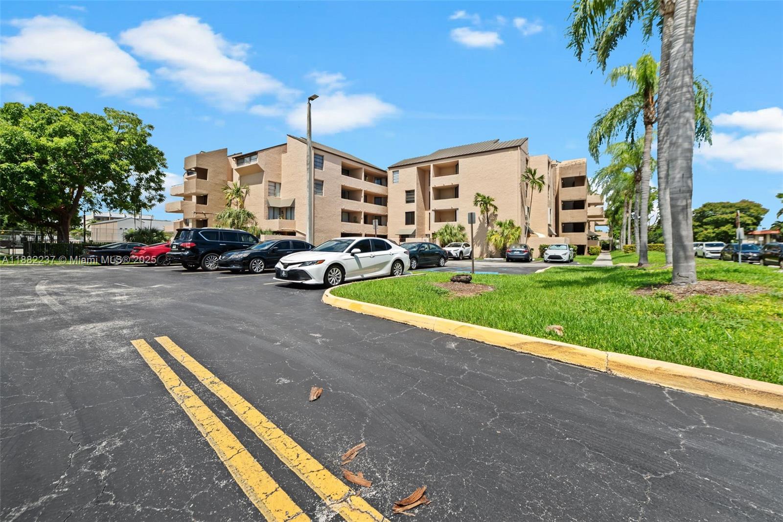 10500 SW 108th Ave #B404