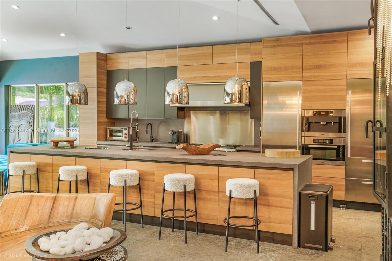 2440 N Shore Ter Miami Beach, FL 33141