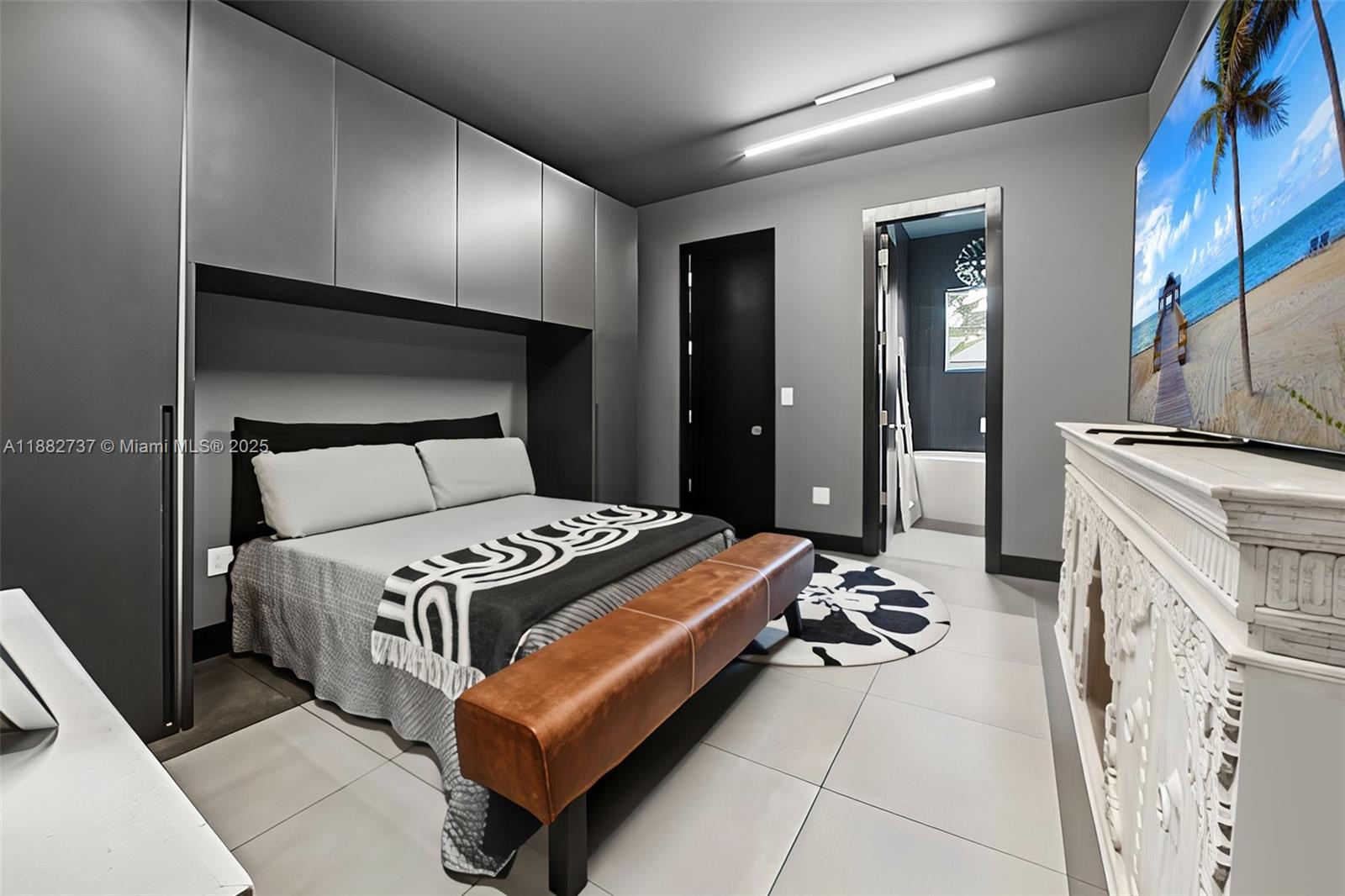 2440 N Shore Ter Miami Beach, FL 33141