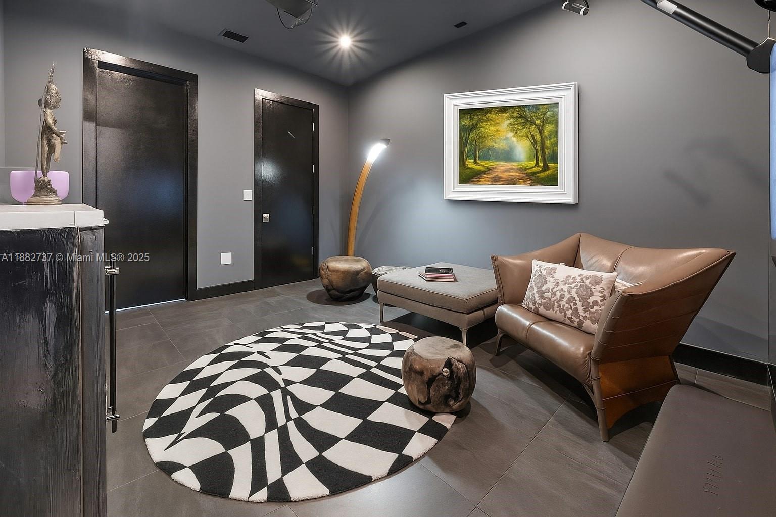 2440 N Shore Ter Miami Beach, FL 33141