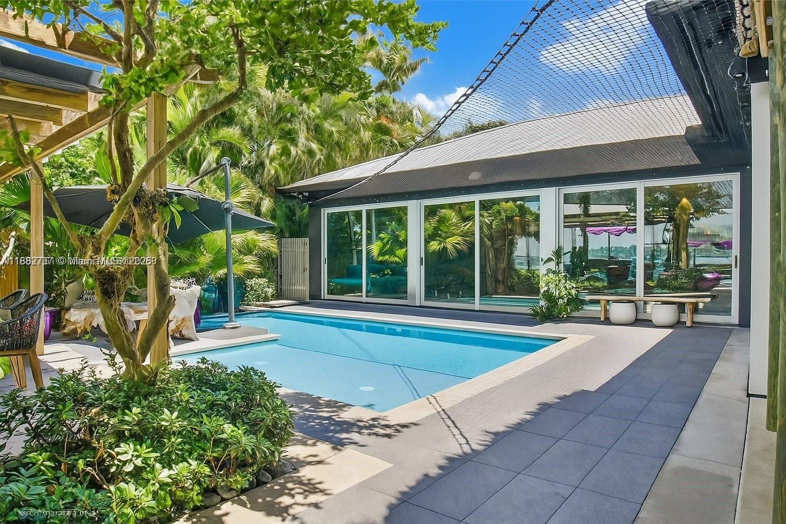 2440 N Shore Ter Miami Beach, FL 33141