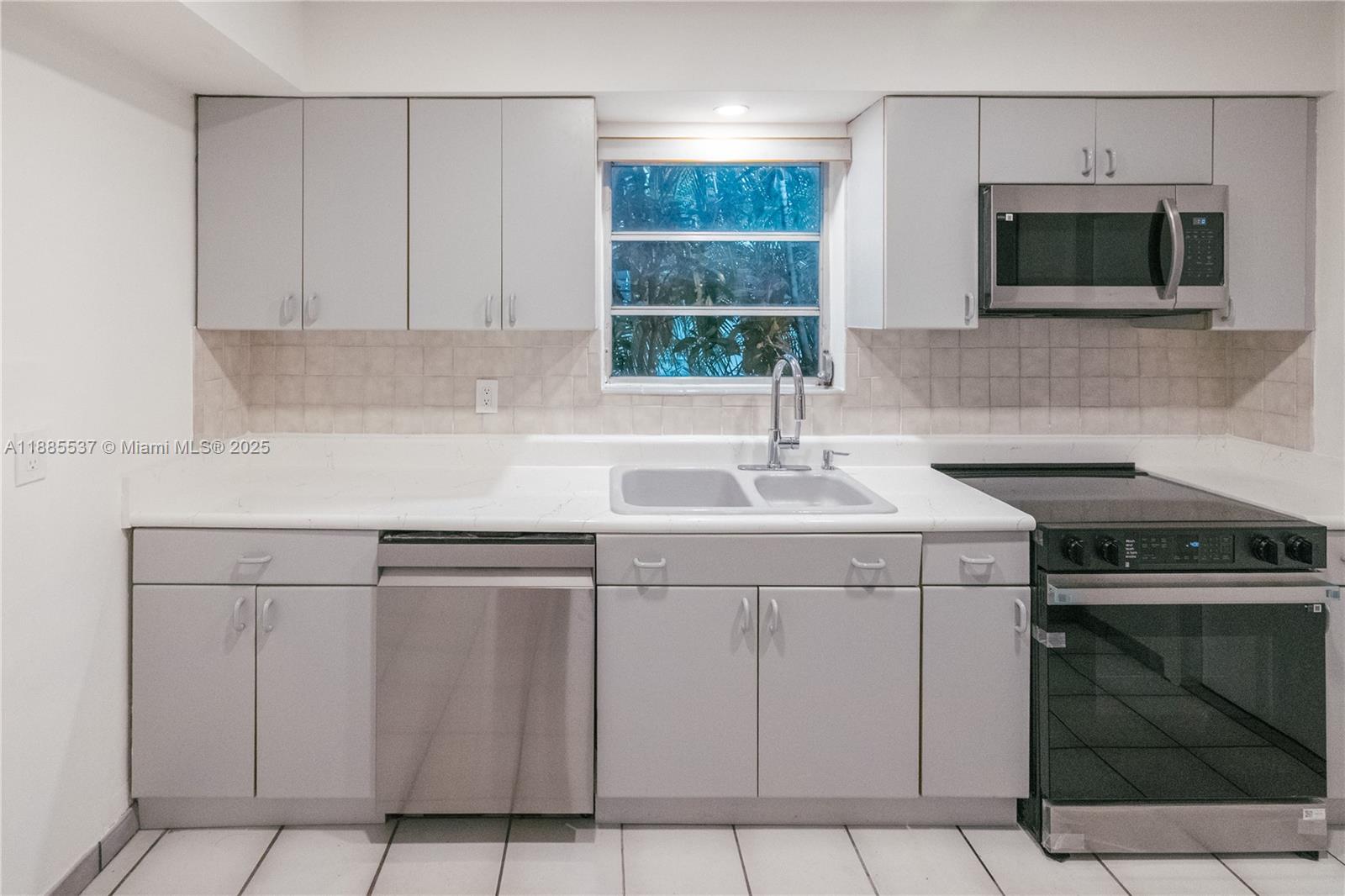 5600 San Vicente St Coral Gables, FL 33146