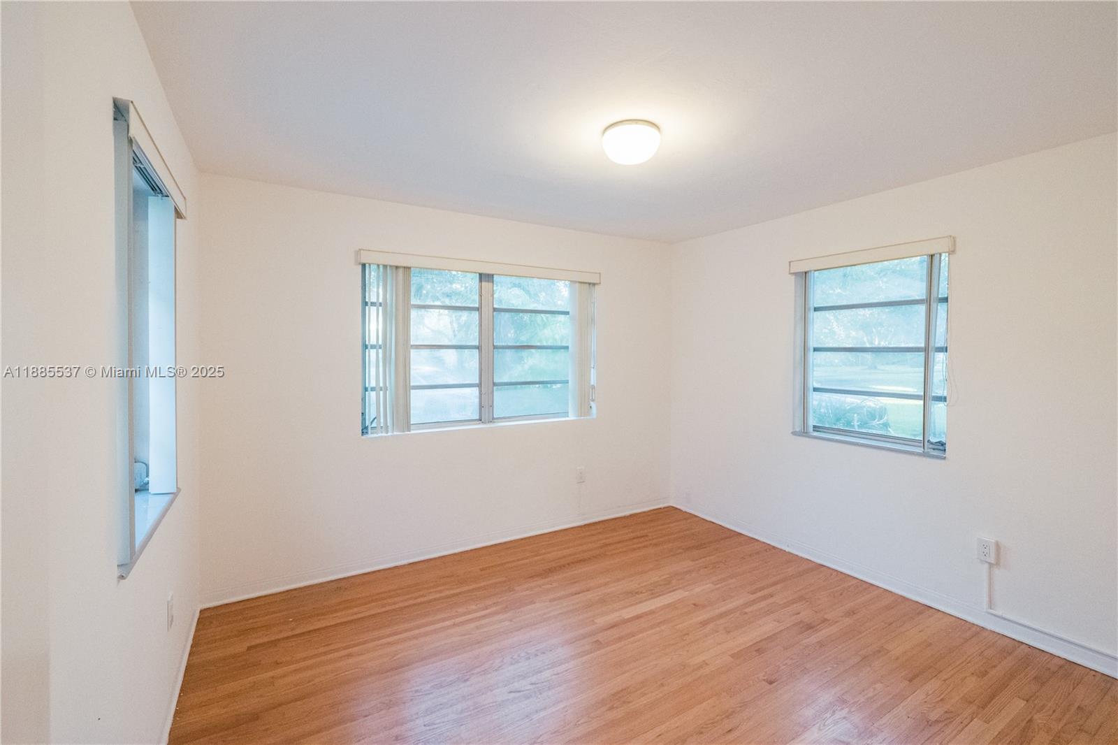 5600 San Vicente St Coral Gables, FL 33146