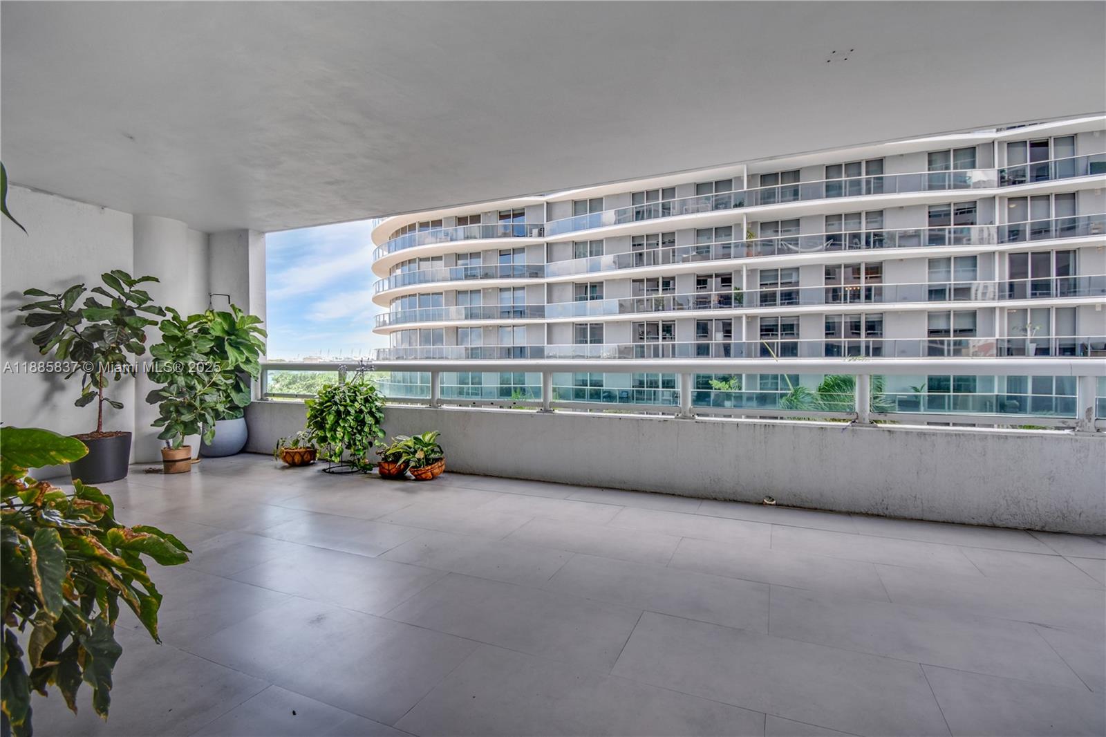 image 1800 Club Condo29