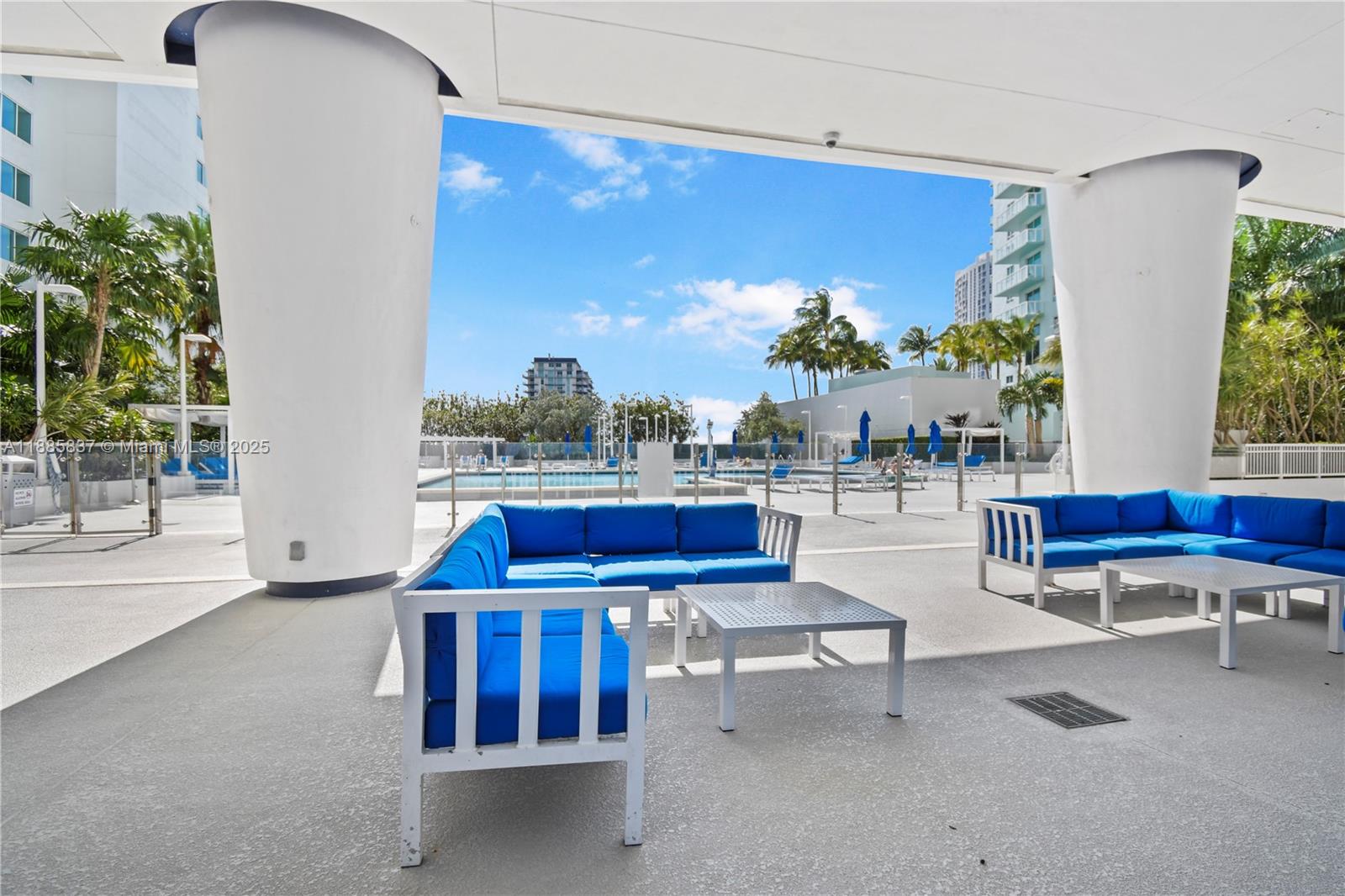 image 1800 Club Condo39