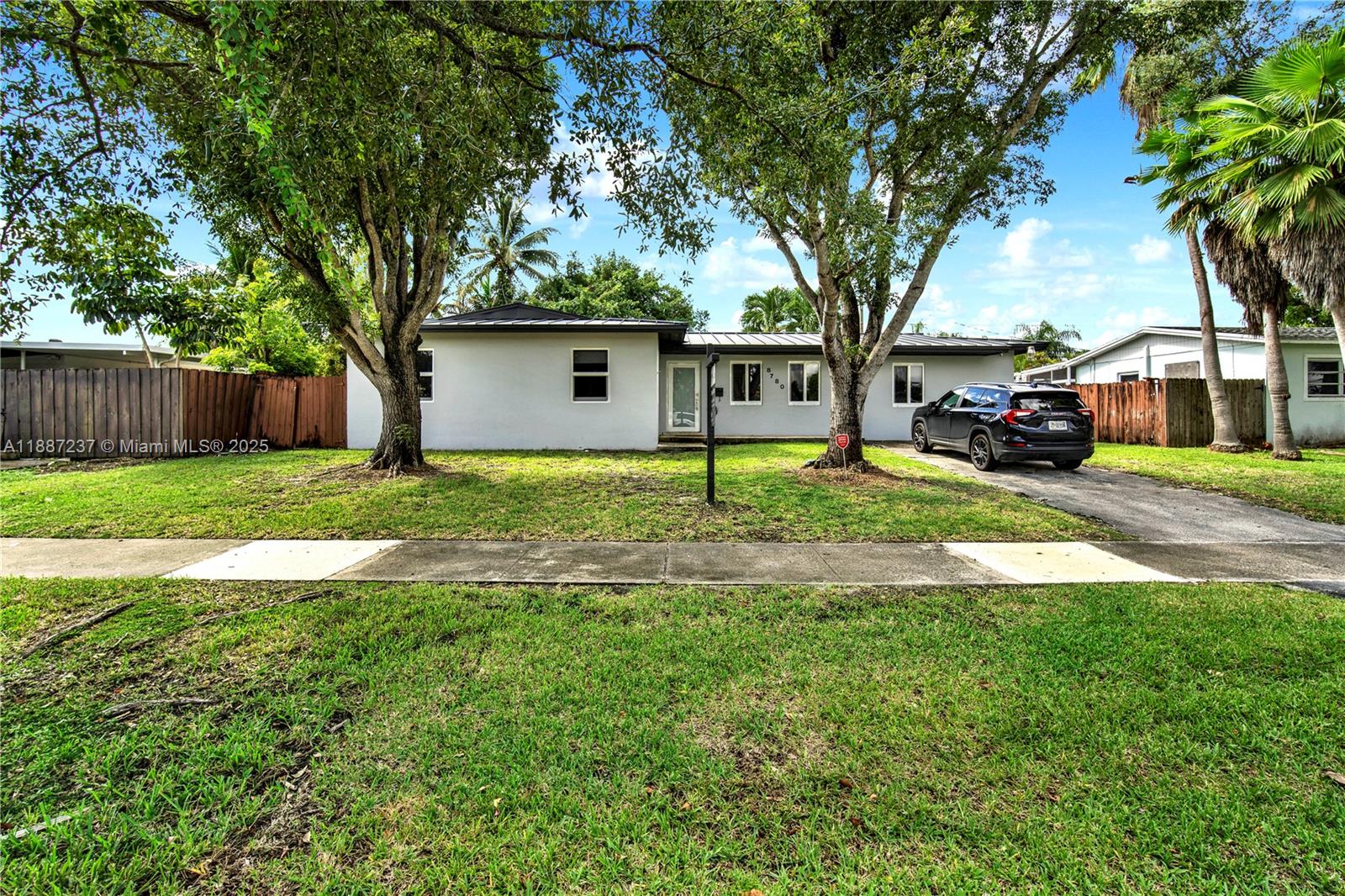 8780 SW 200th St