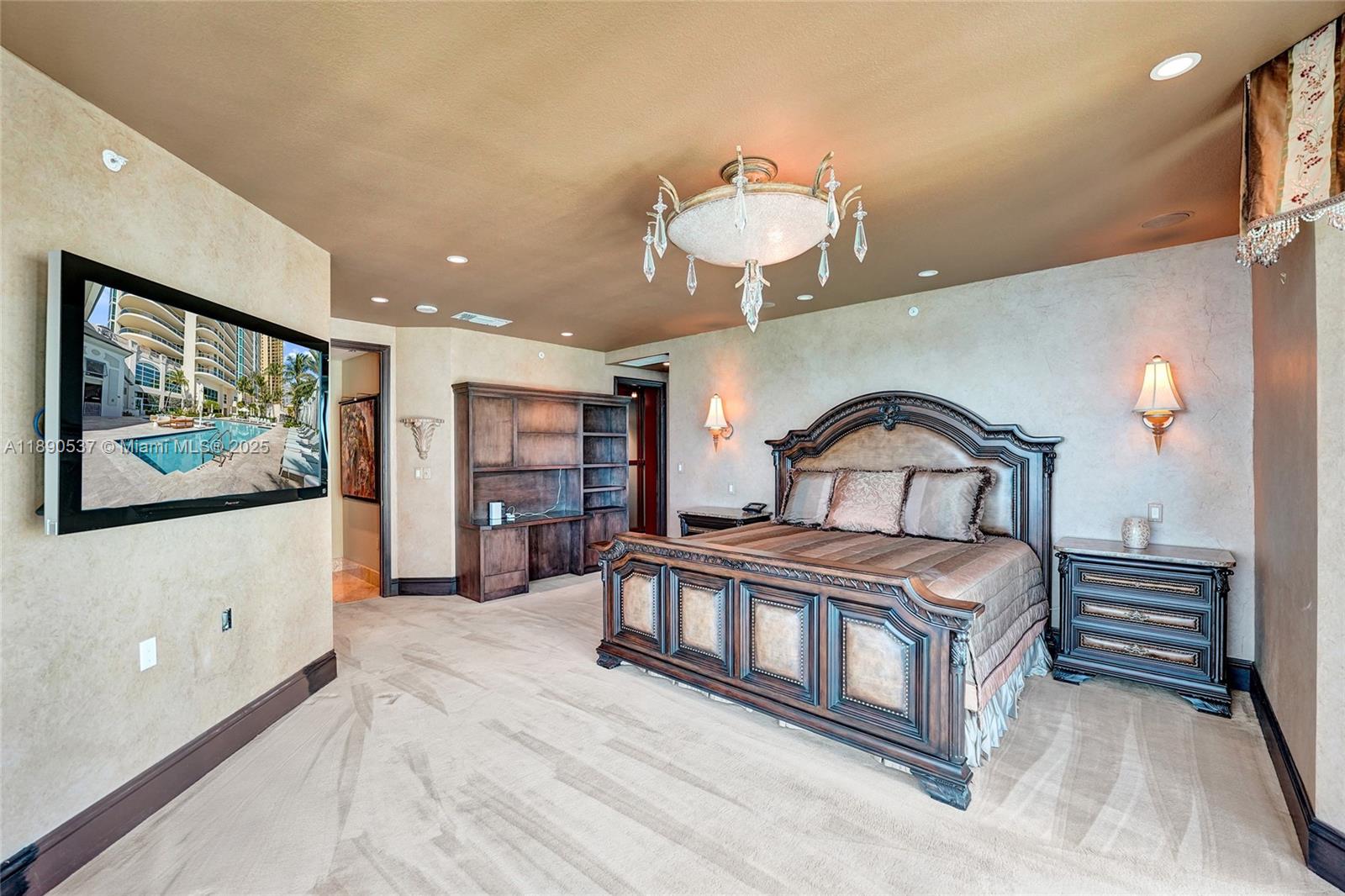 16047 Collins Ave #2101 Sunny Isles Beach, FL 33160