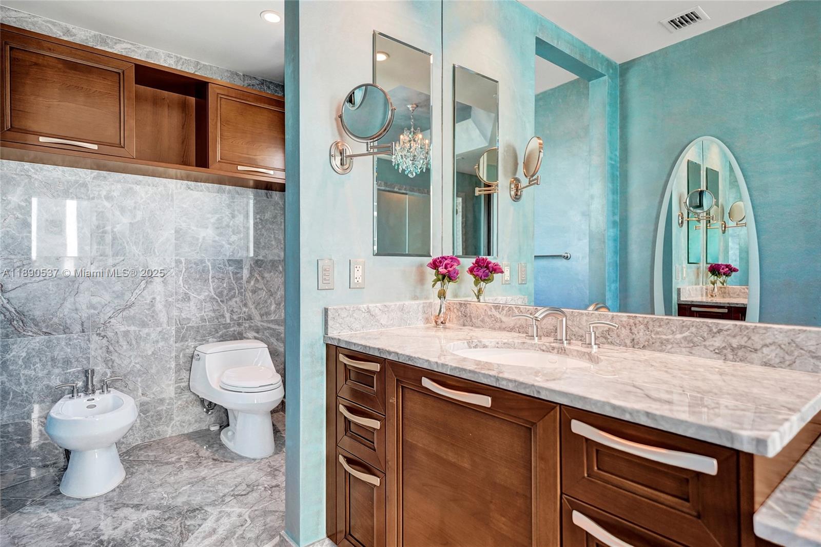 16047 Collins Ave #2101 Sunny Isles Beach, FL 33160