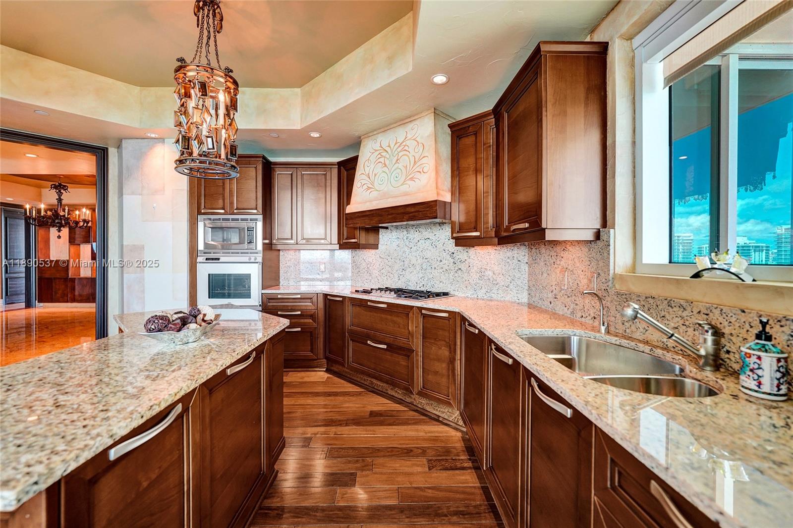 16047 Collins Ave #2101 Sunny Isles Beach, FL 33160