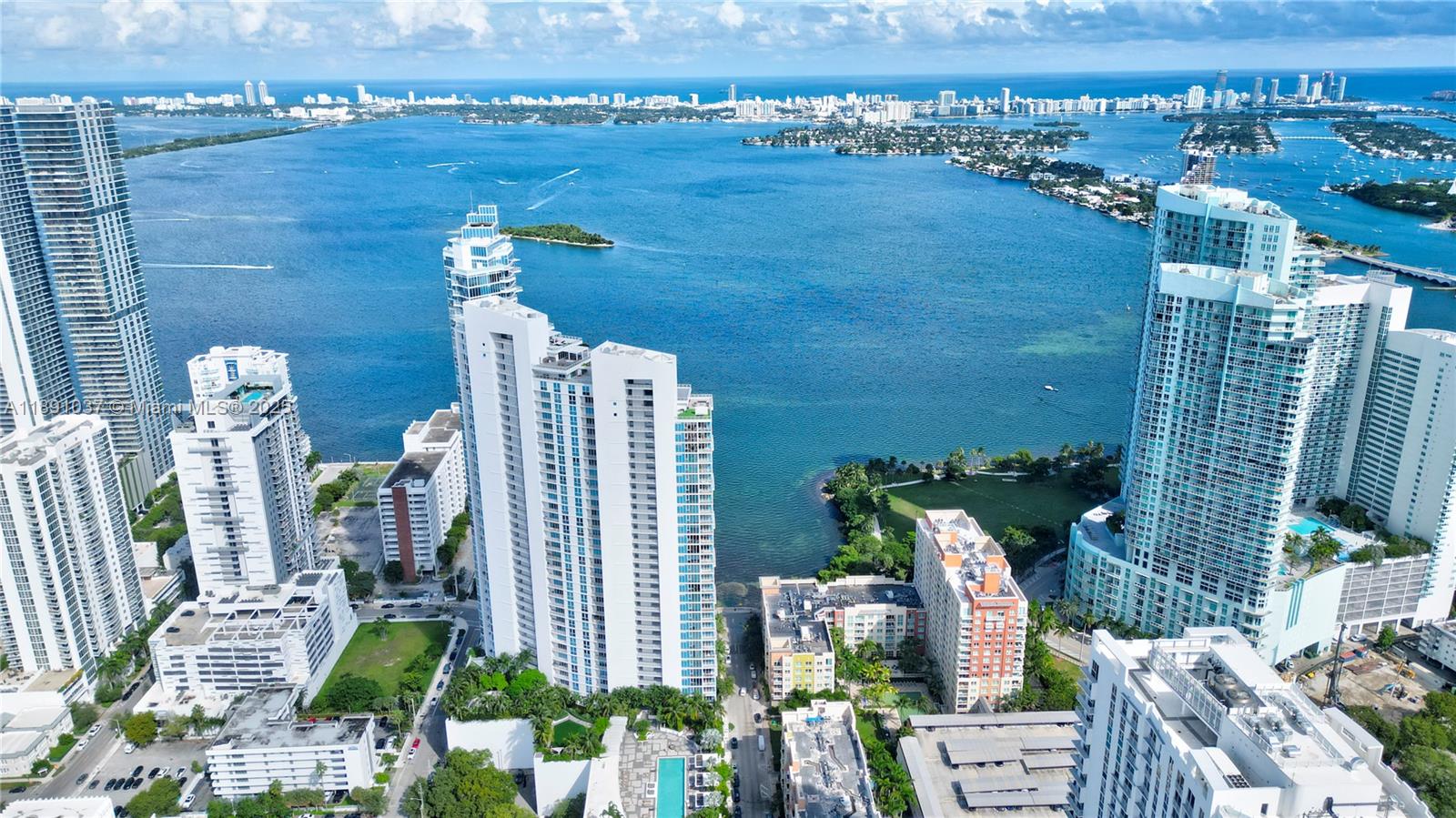 2020 N Bayshore Dr #1905