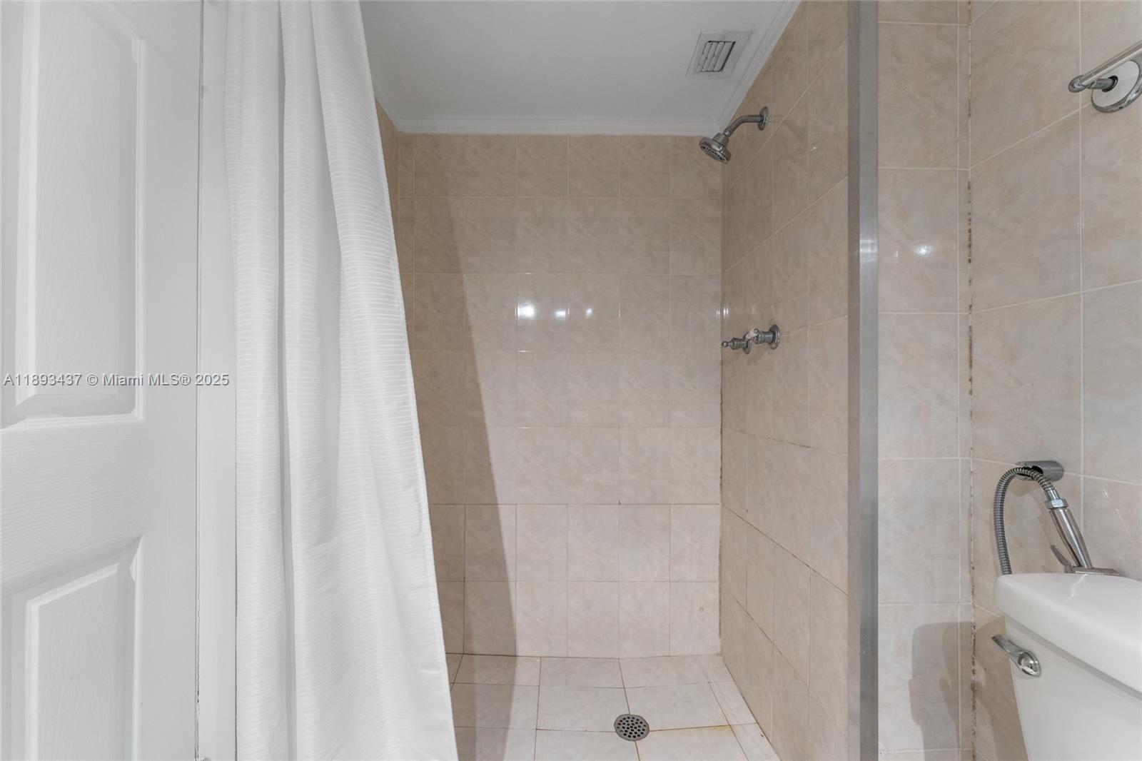 18061 Biscayne #1701 Aventura, FL 33160