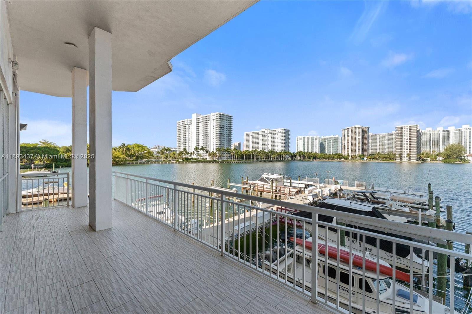 18061 Biscayne #1701 Aventura, FL 33160