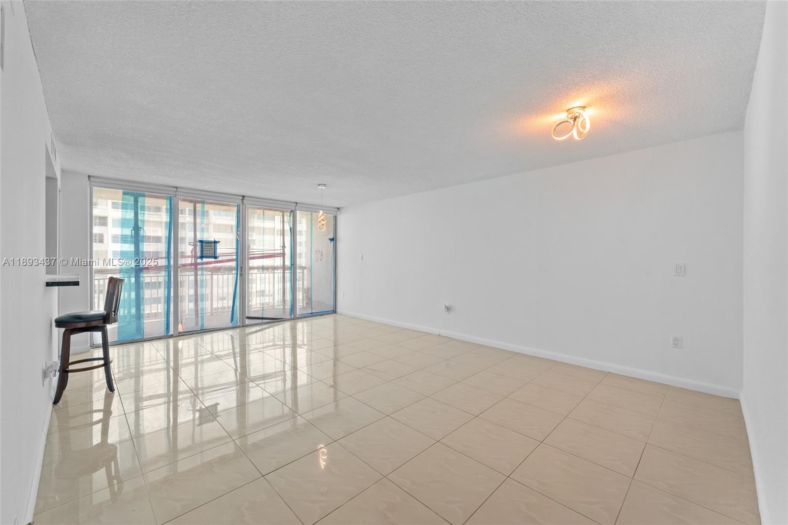 18061 Biscayne #1701 Aventura, FL 33160