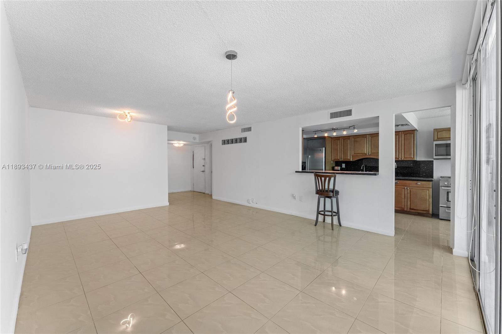 18061 Biscayne #1701 Aventura, FL 33160