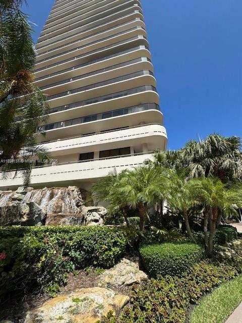 19667 Turnberry Way #5C