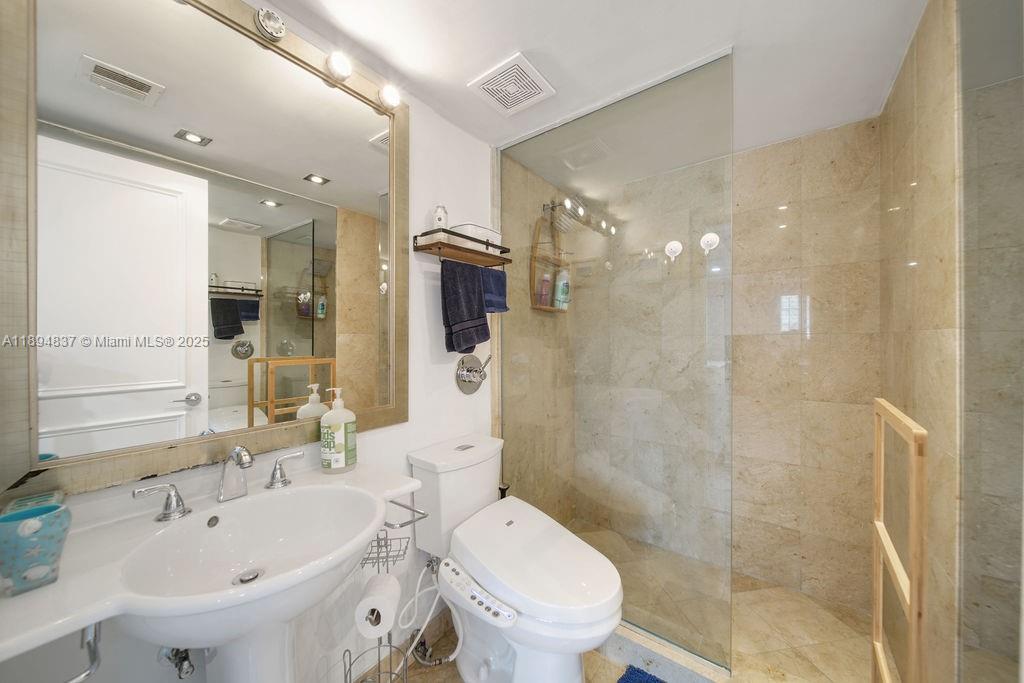 100 Jefferson Ave #10012 Miami Beach, FL 33139