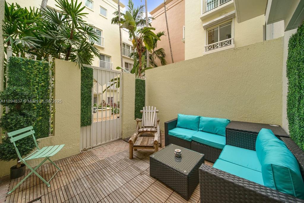 100 Jefferson Ave #10012 Miami Beach, FL 33139