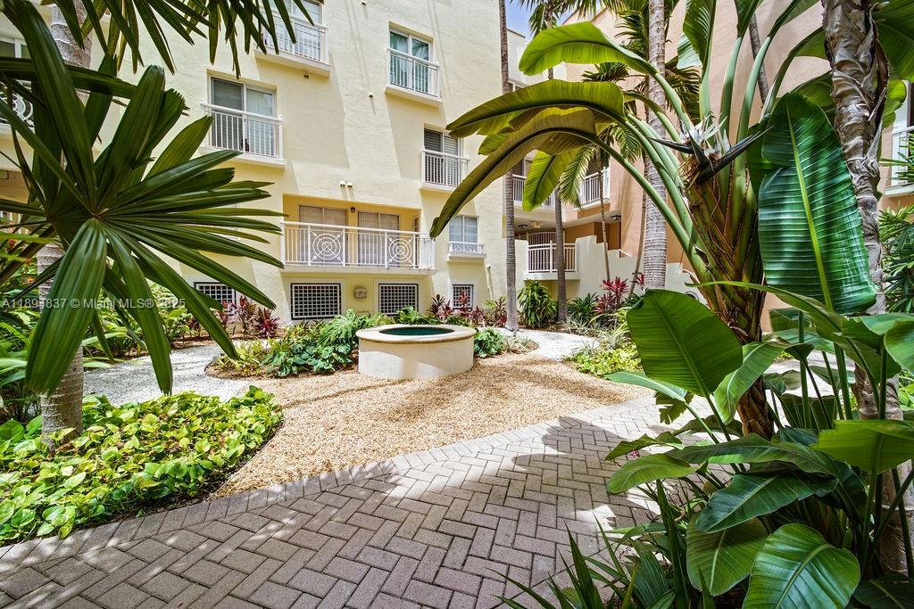 100 Jefferson Ave #10012 Miami Beach, FL 33139