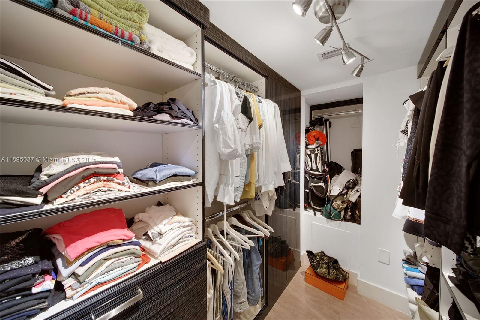 image The Floridan Condo25