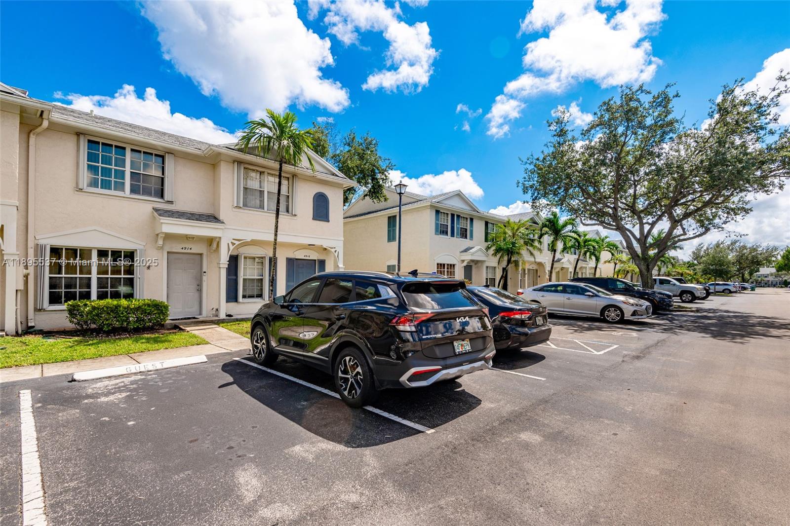 4914 SW 31st Ter #8