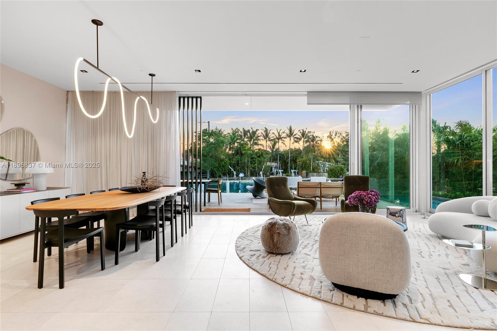 1081 W 48th St #N01 Miami Beach, FL 33140