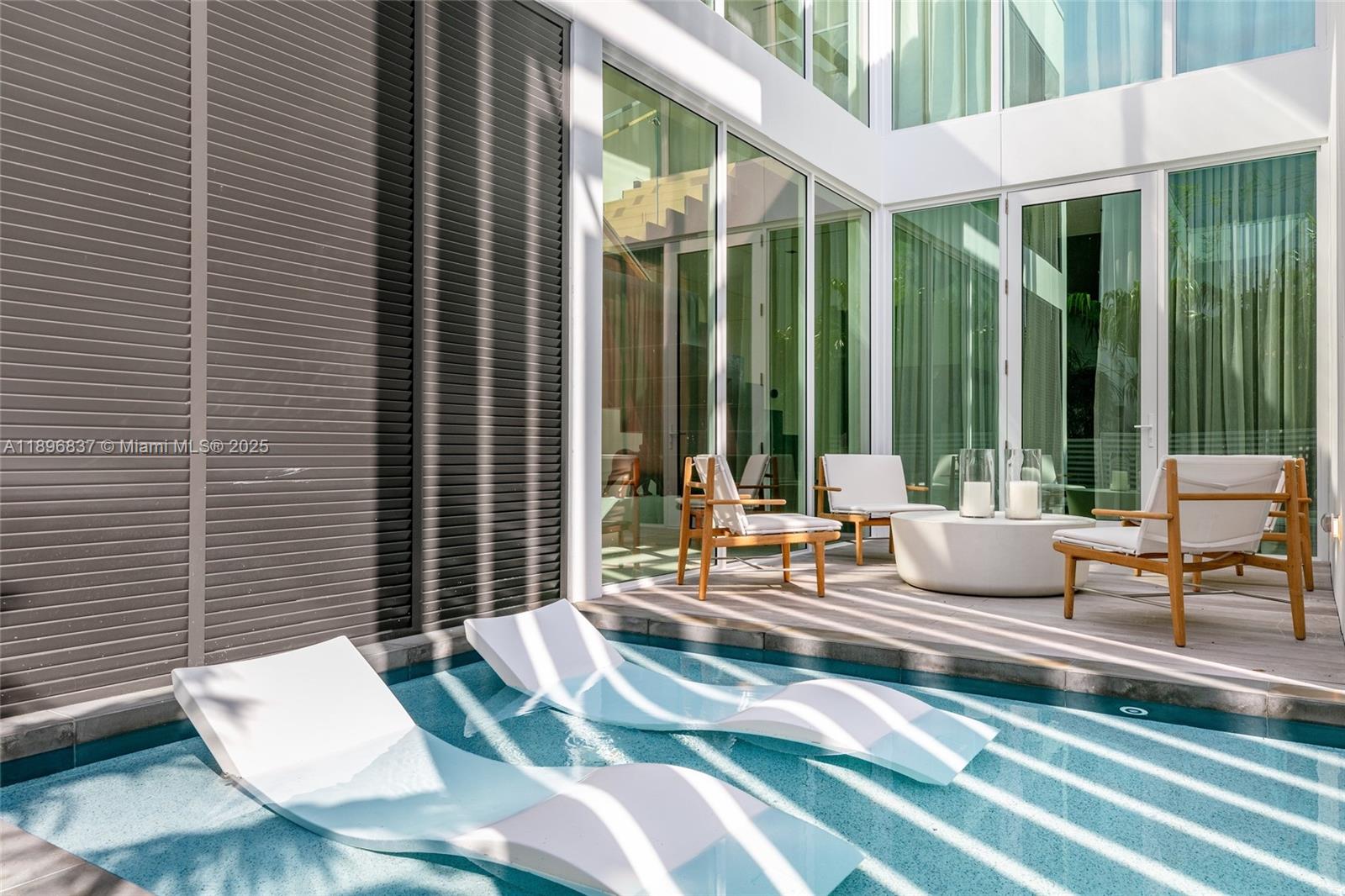 1081 W 48th St #N01 Miami Beach, FL 33140