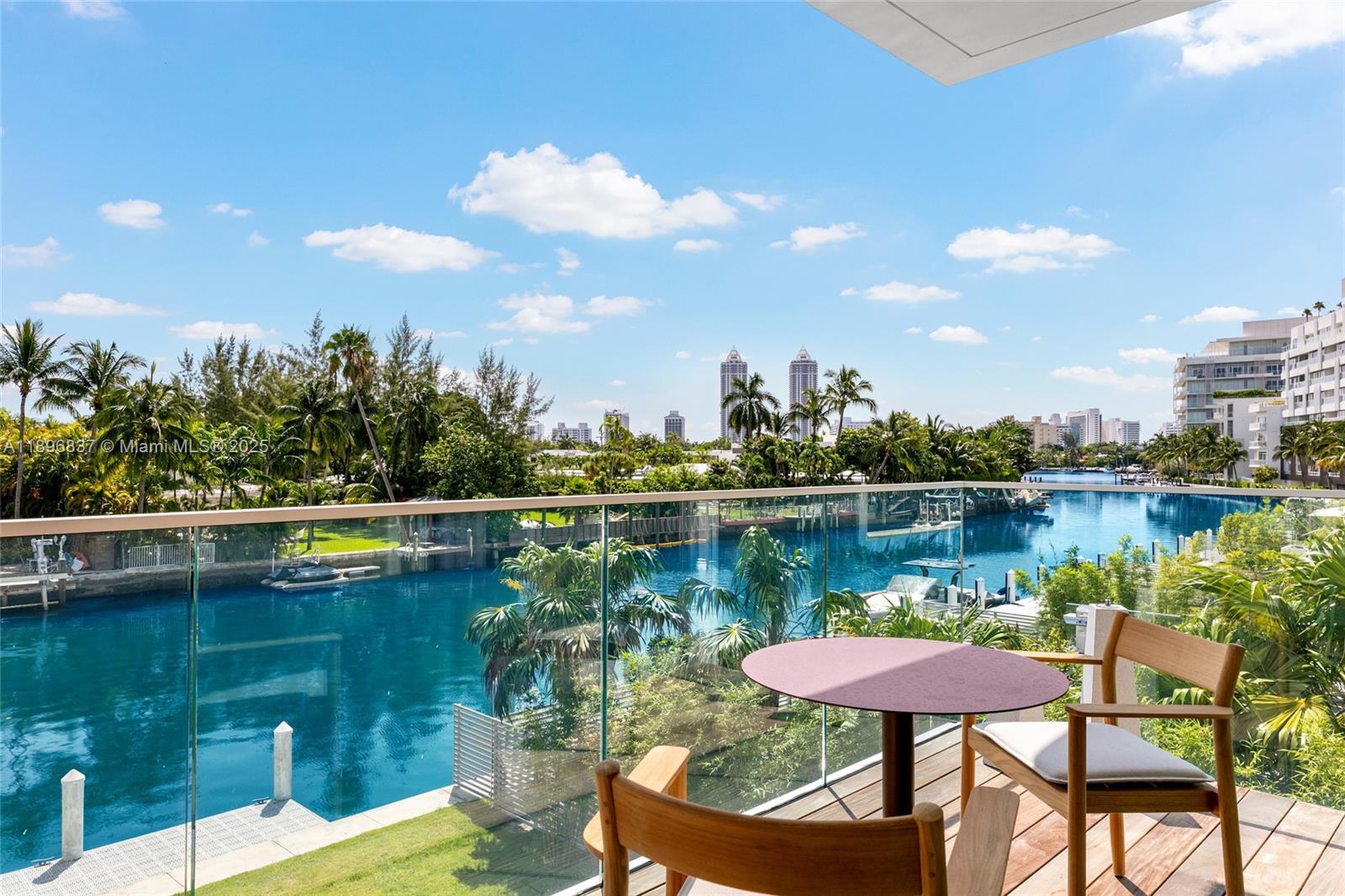 1081 W 48th St #N01 Miami Beach, FL 33140