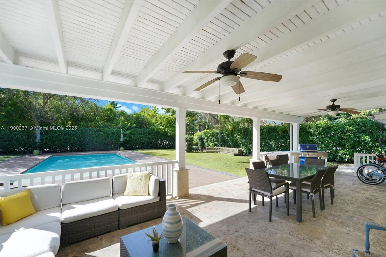 4920 SW 76th St Miami, FL 33143 4920 SW 76th St Miami, FL 33143