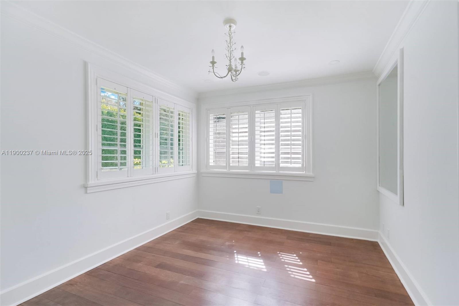 4920 SW 76th St Miami, FL 33143 4920 SW 76th St Miami, FL 33143