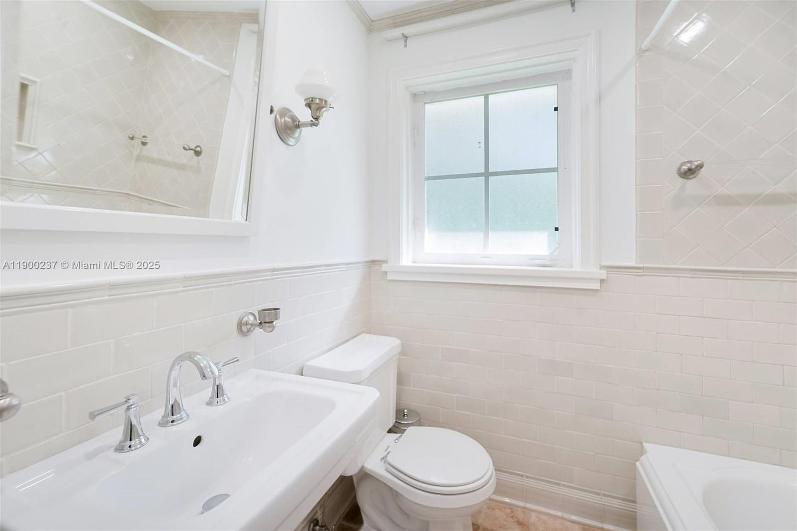 4920 SW 76th St Miami, FL 33143 4920 SW 76th St Miami, FL 33143