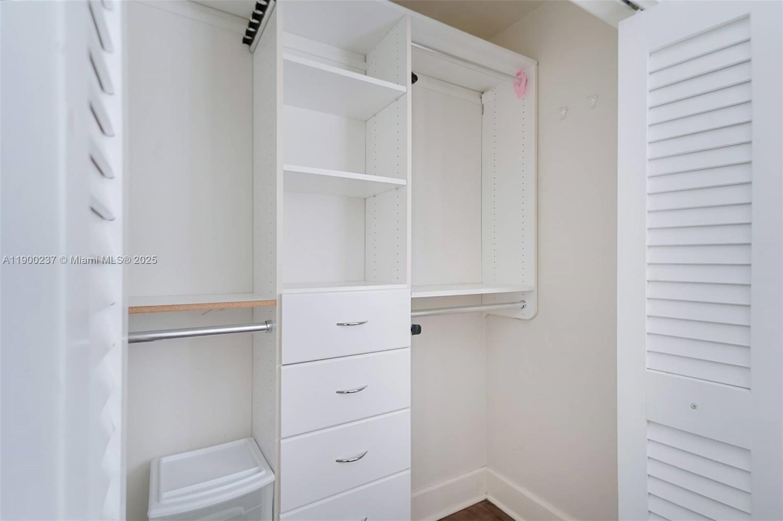 4920 SW 76th St Miami, FL 33143 4920 SW 76th St Miami, FL 33143