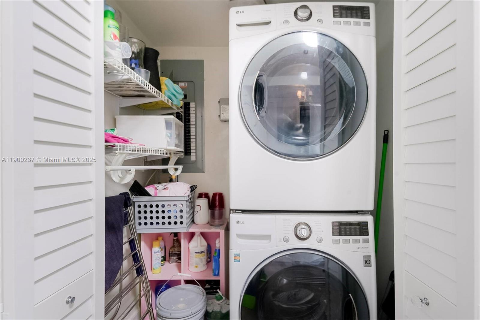 4920 SW 76th St Miami, FL 33143 4920 SW 76th St Miami, FL 33143