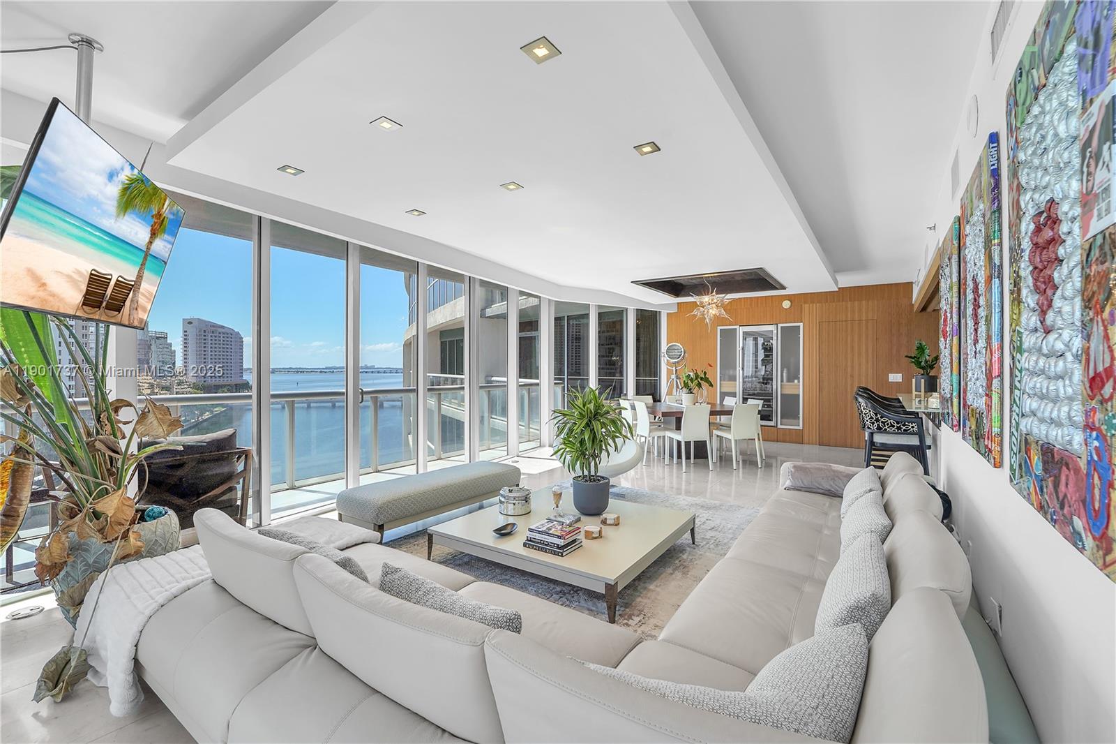 465 Brickell Ave #1001