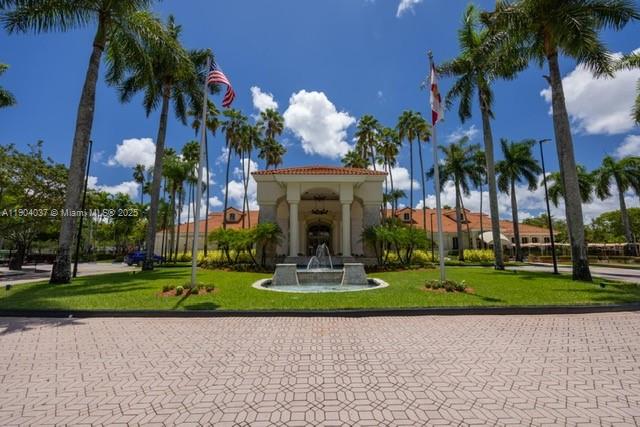 9725 NW 52nd St #415