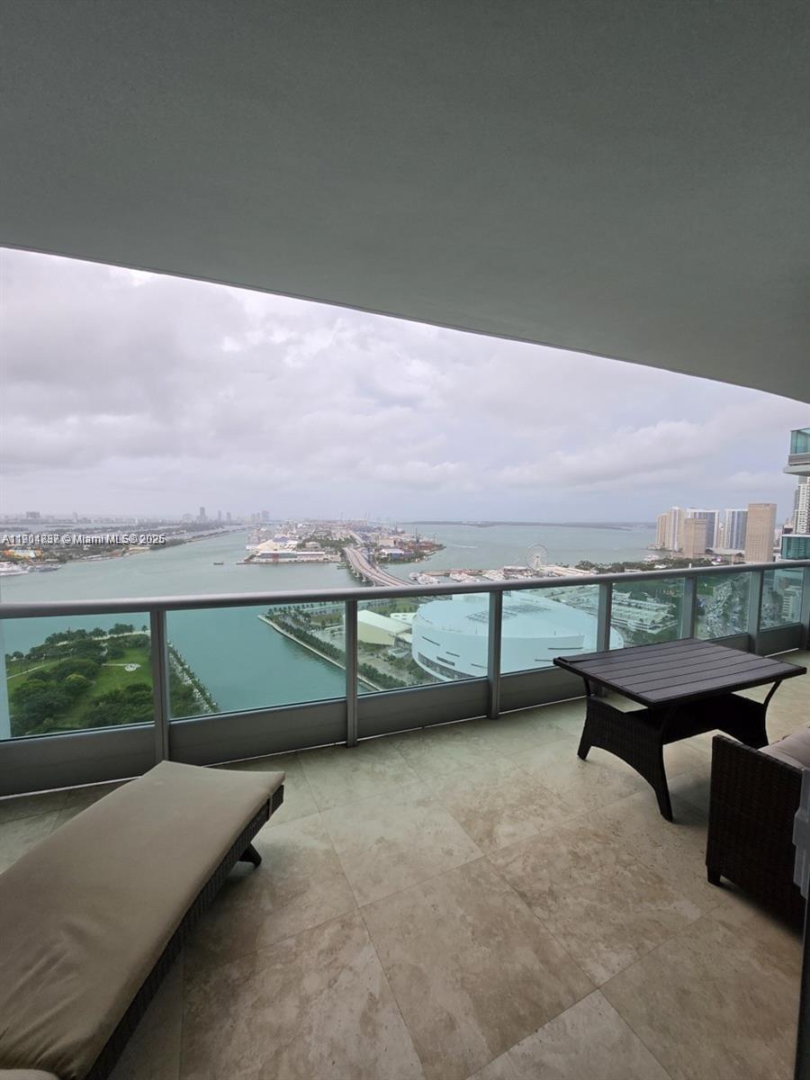 image 900 Biscayne Bay Condo11