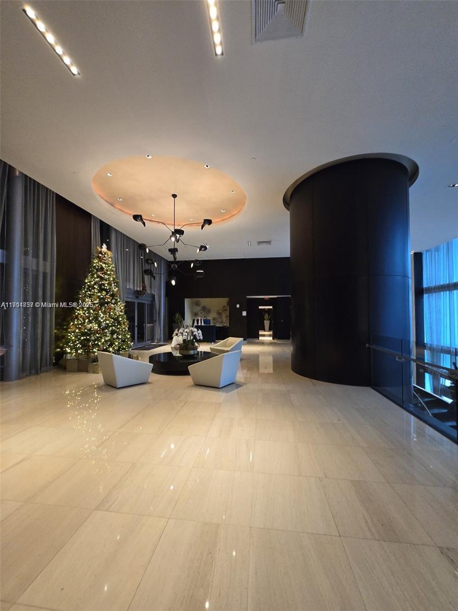 image 900 Biscayne Bay Condo2