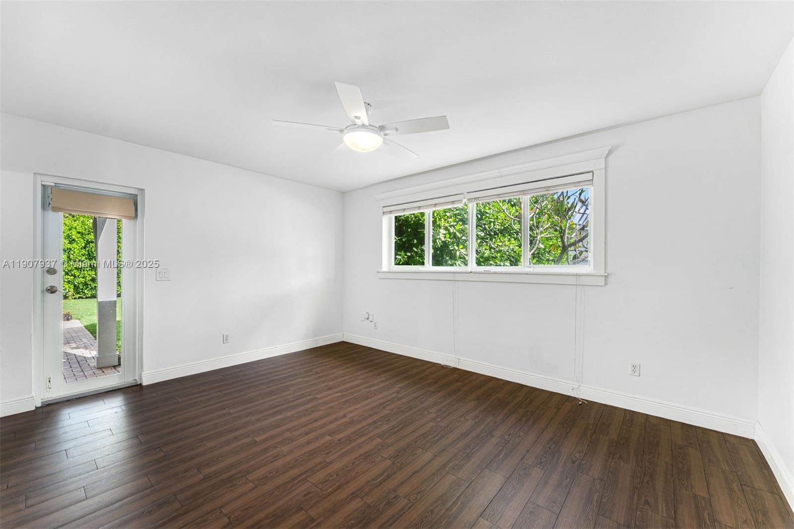 7485 SW 159th Ter Palmetto Bay, FL 33157