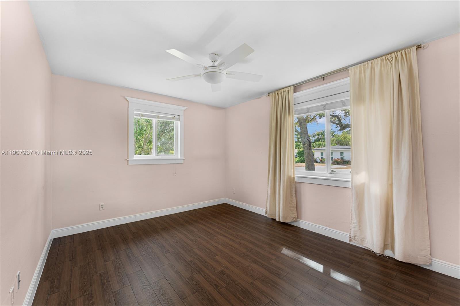 7485 SW 159th Ter Palmetto Bay, FL 33157