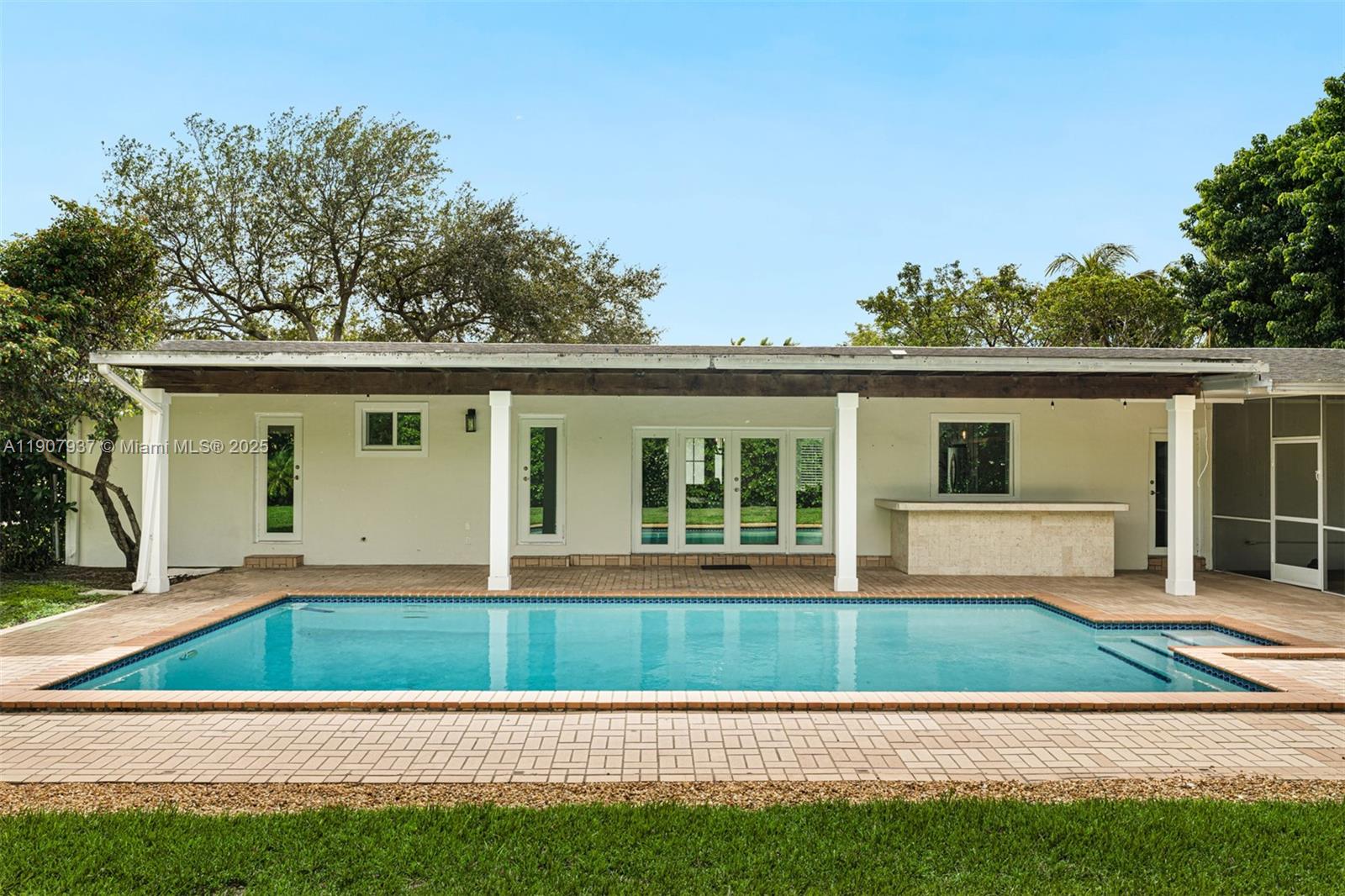 7485 SW 159th Ter Palmetto Bay, FL 33157