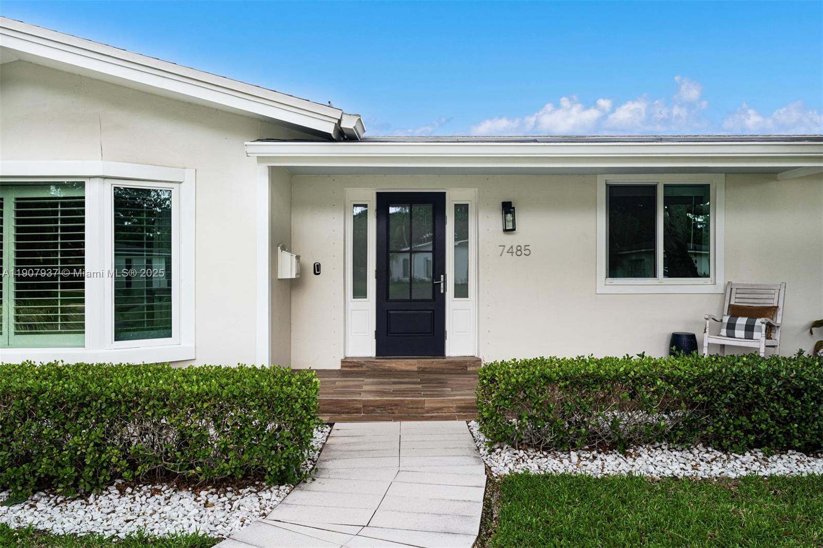 7485 SW 159th Ter Palmetto Bay, FL 33157