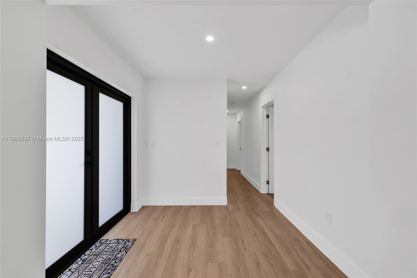 1460 Campamento Ave Coral Gables, FL 33156