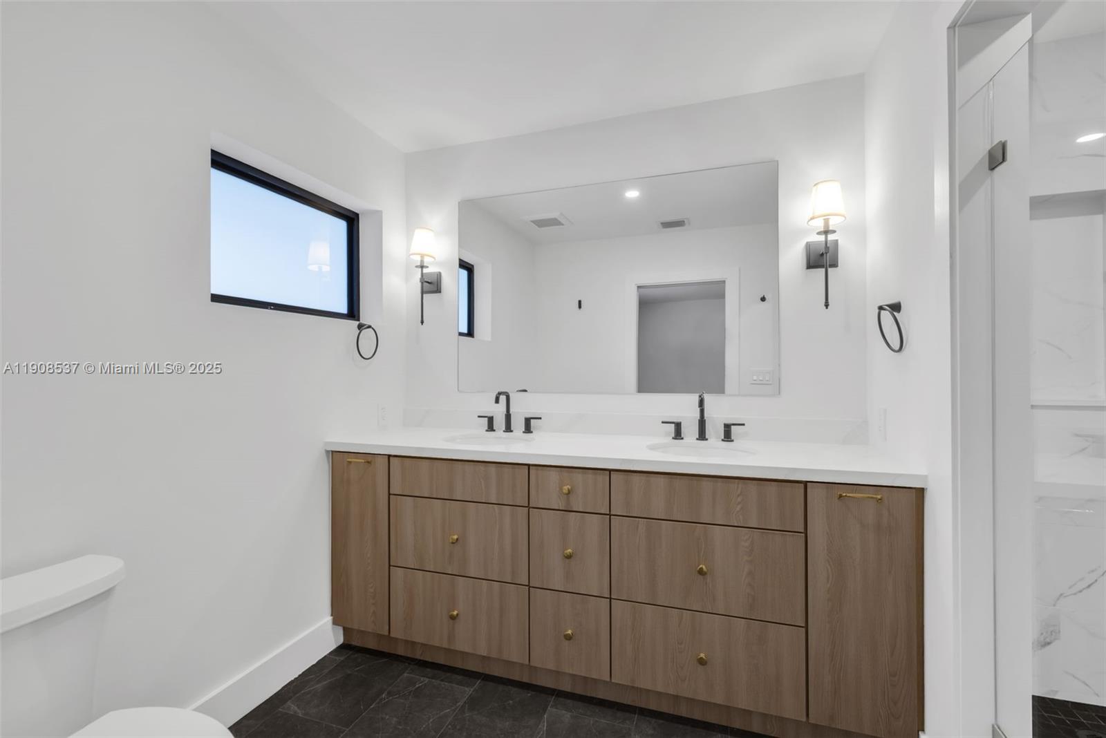 1460 Campamento Ave Coral Gables, FL 33156