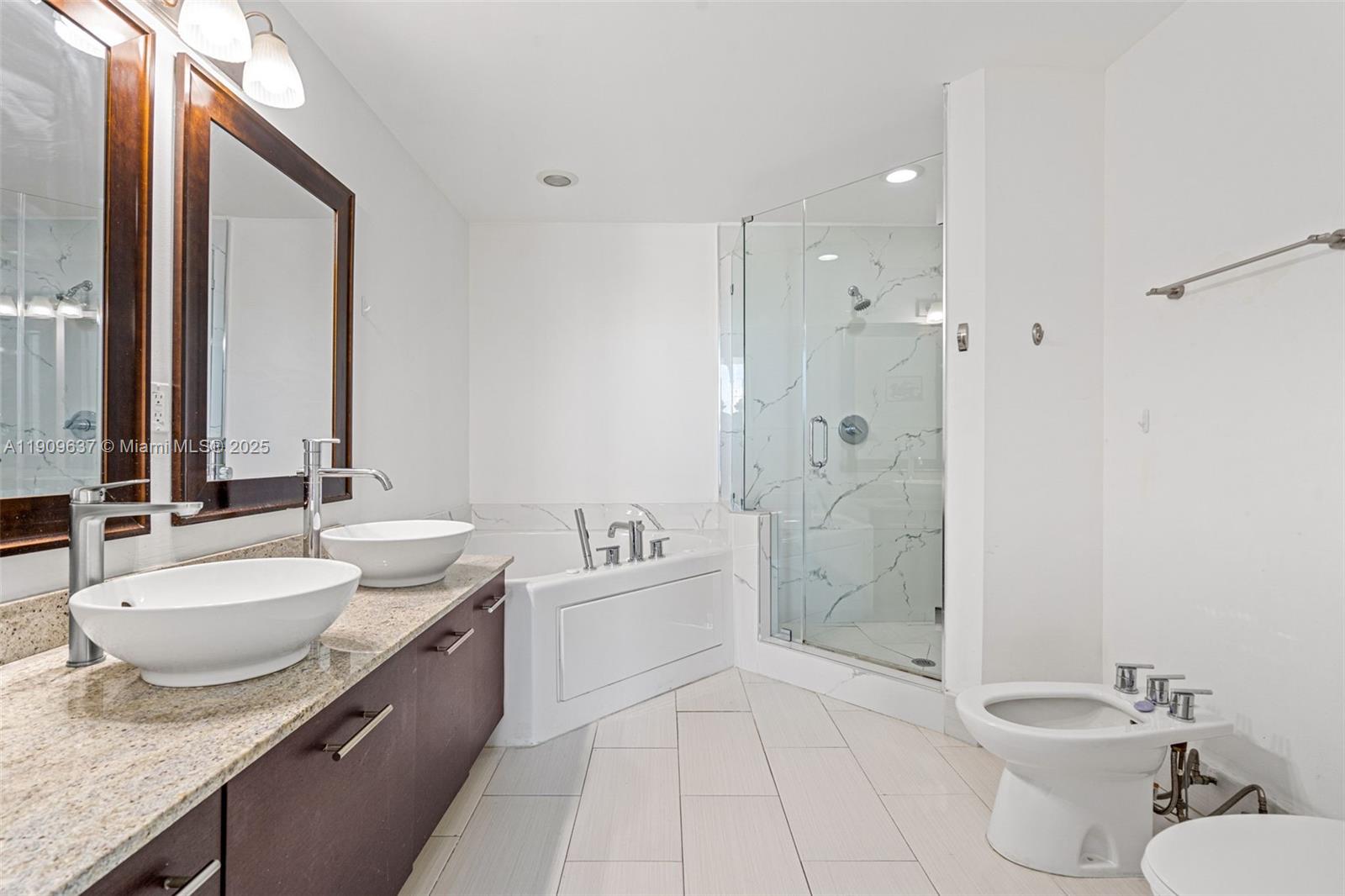 image Uptown Marina Lofts18