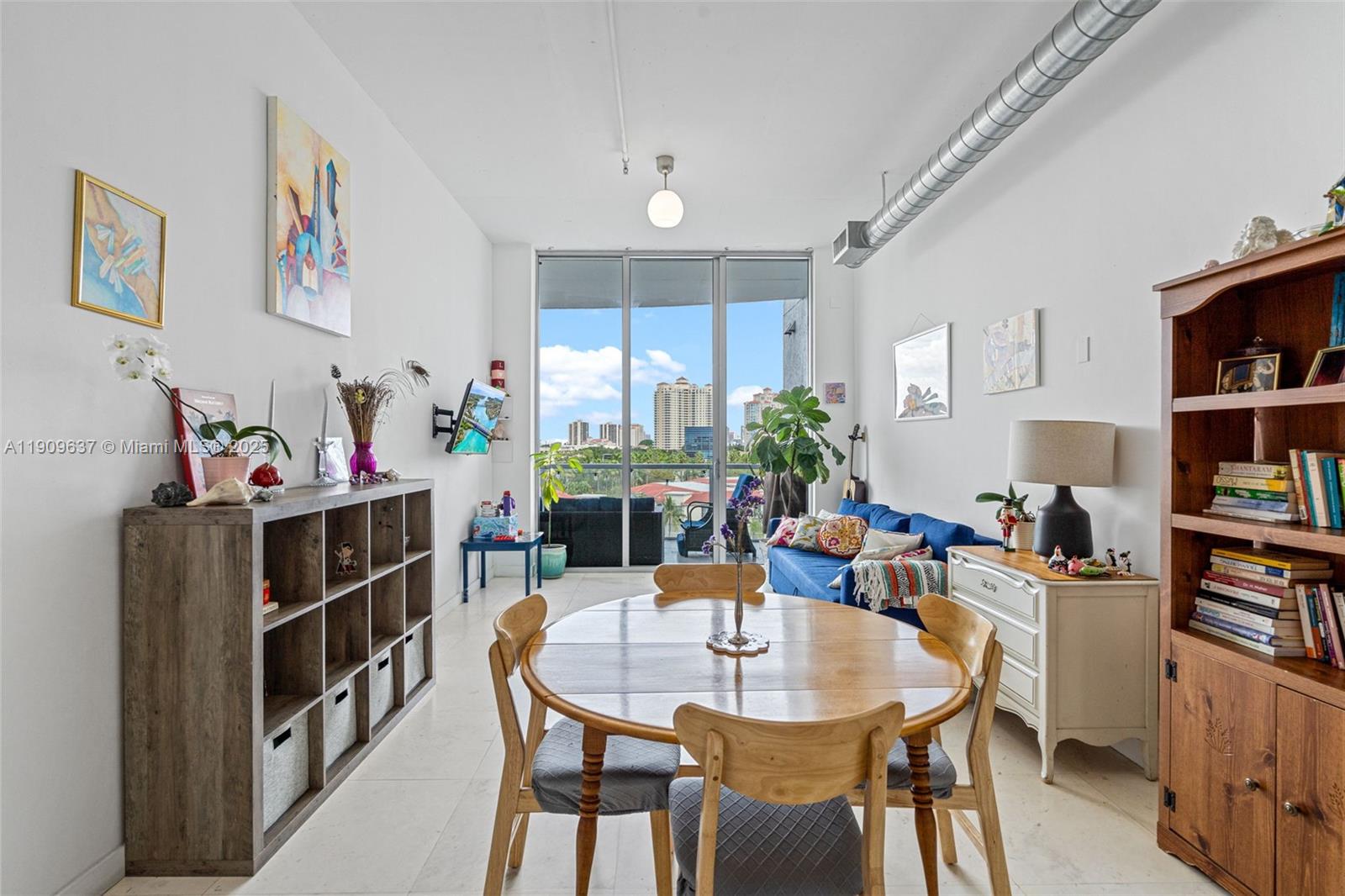 image Uptown Marina Lofts4