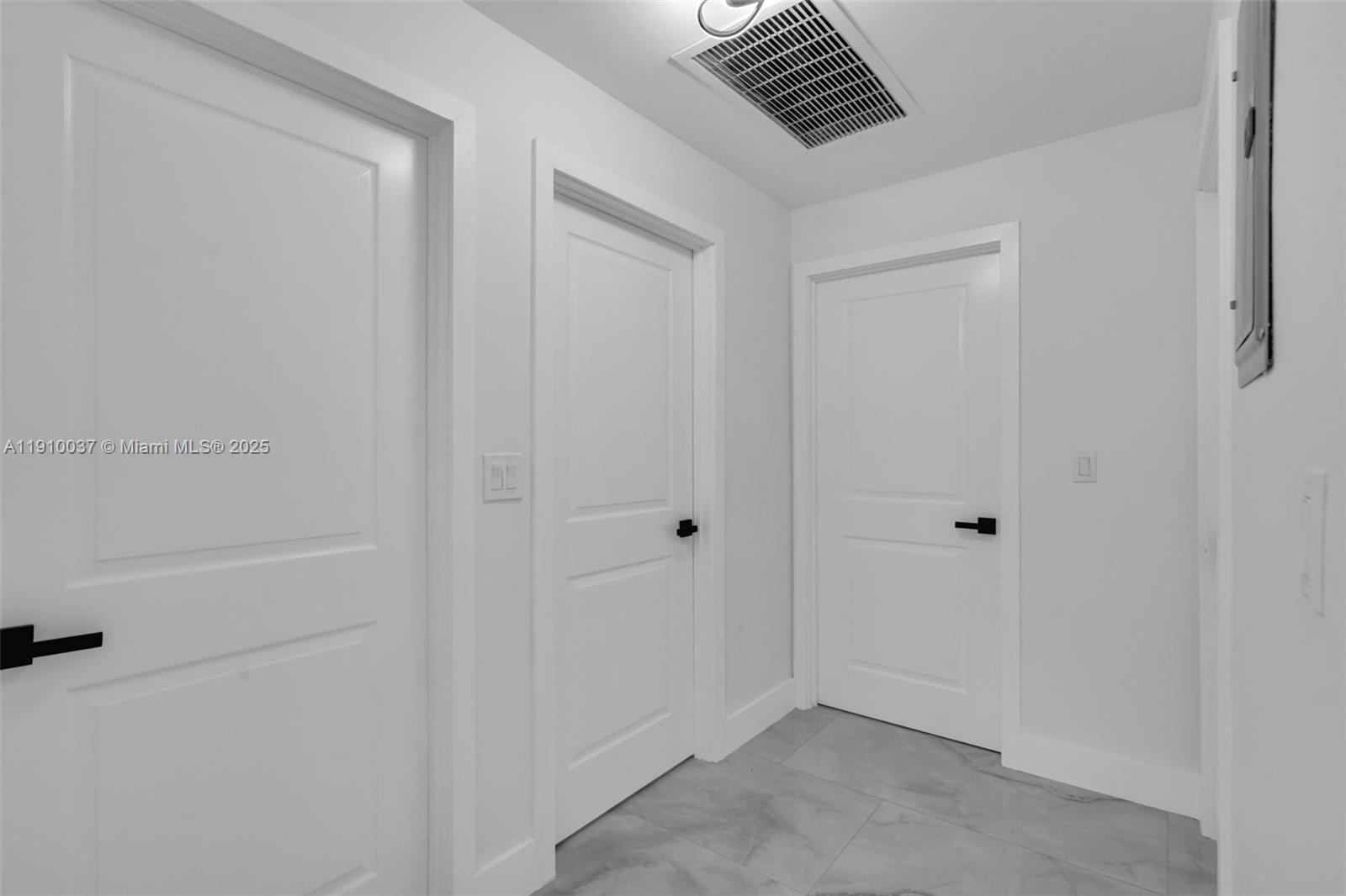 1411 NW 40th St Miami, FL 33142